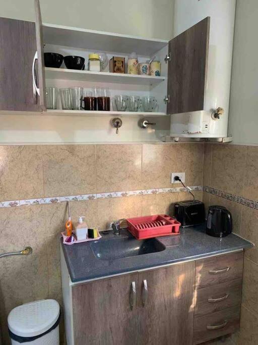 Casa Hotel Cactus 15 Minutos Desde Ezeiza. 蒙特格兰德 外观 照片